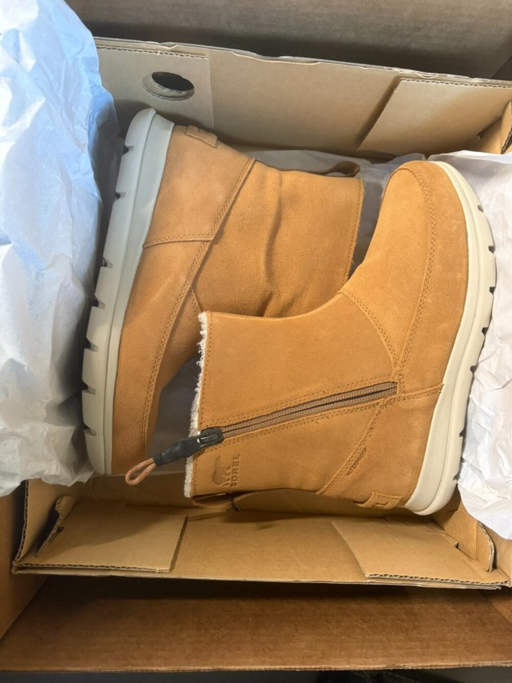 Sorel Explorer Zip Suede Boots Camel Brown Women’s Size 6 NWT